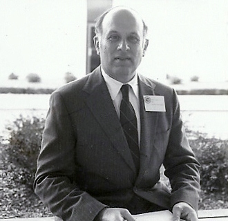Peter Levin headshot
